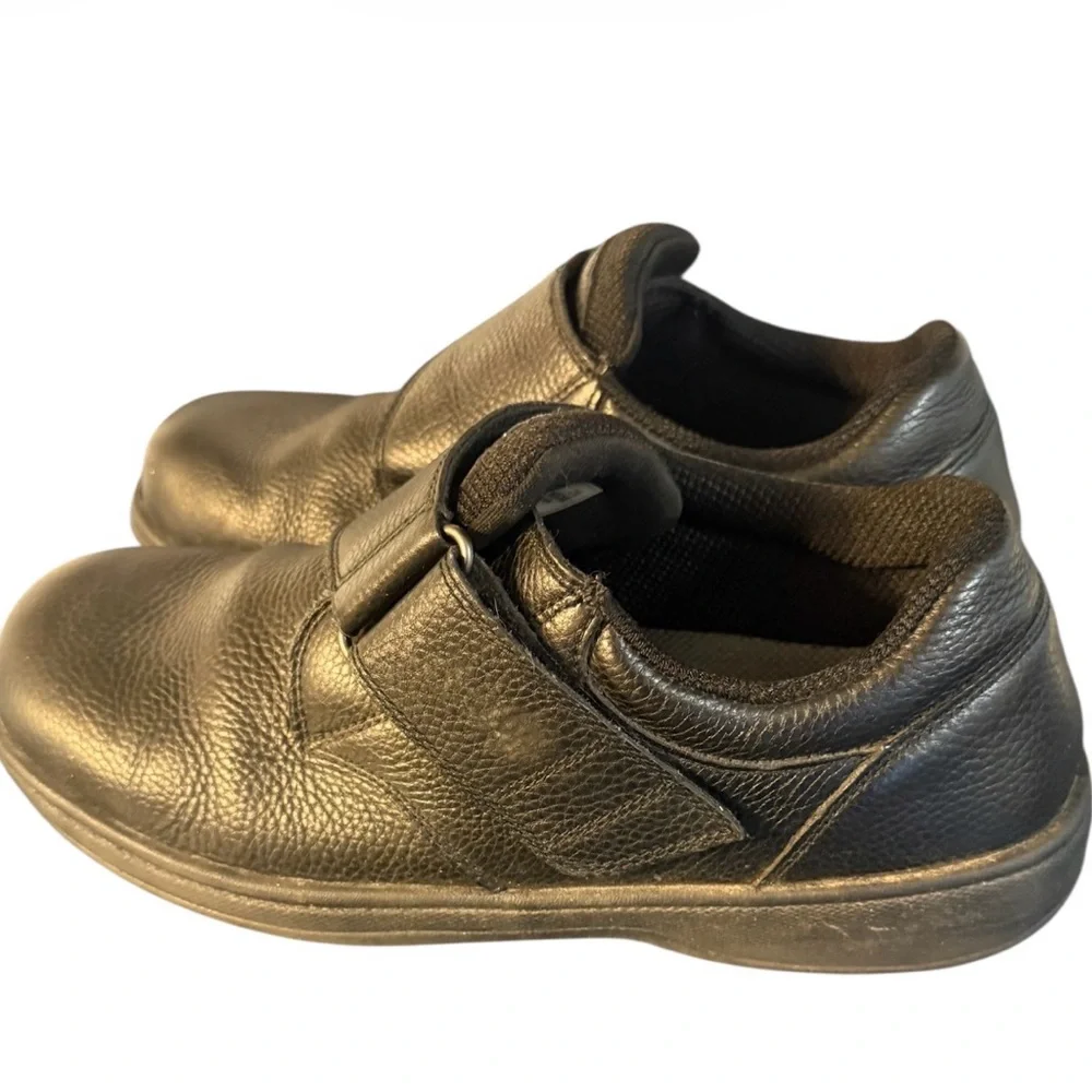 OrthoFeet Mens Broadway 510 Black Leather Strap Walking Shoes Size 10 2E Wide